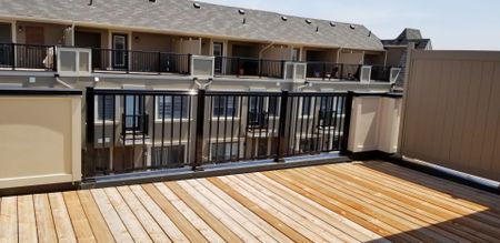 For Lease - 9 Edward Lennox Street, Markham, Ontario - Photo 2