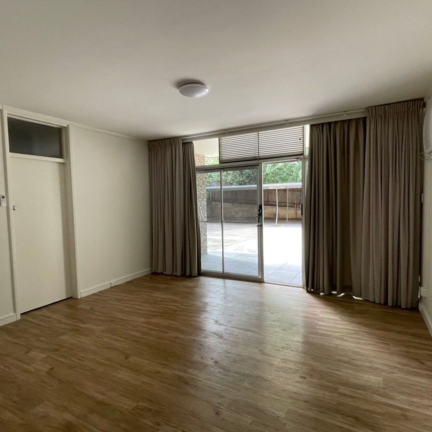 2 Bedroom Unit near CBD - Photo 1