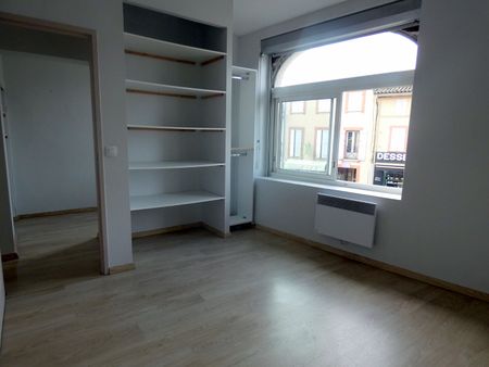 Apartment - Photo 2