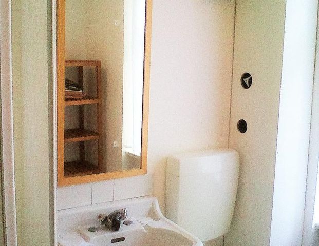 Sonniges 2-Bett Zimmer für 2 ♀♀/ ♂♀ - Photo 1