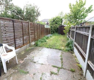 Lilian Road, Burnham-on-crouch, CM0 - Photo 6
