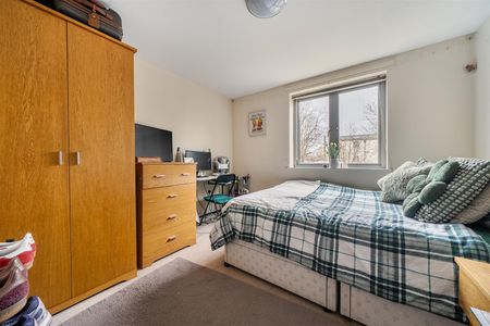 Cotham Lawn Road, Bristol - Photo 4