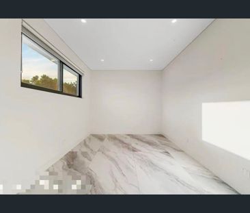 One Bedroom Granny Flat in 7 Vine street, Hurstville - Photo 1