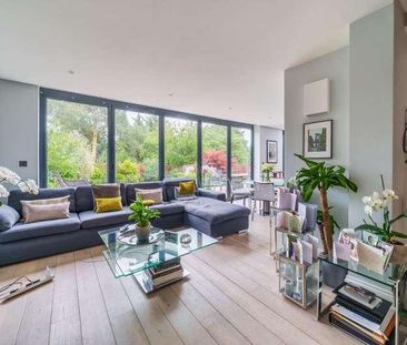 Crooked Usage, Finchley, N3 - Photo 1