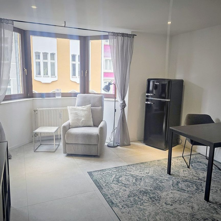 TOP Apartment in Bayenthal Nähe Rheinauhafen - Video Online - Photo 1