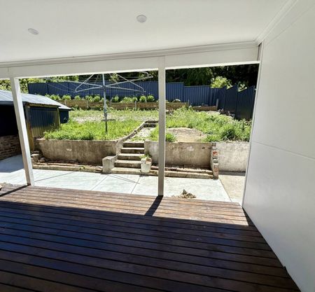 Charming Renovated Family Home in Morts Estate - Photo 5