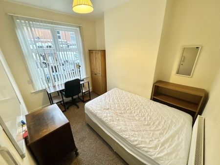 Newcombe Road, CV5, Property for rent - Photo 2