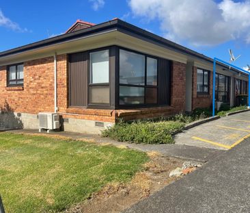 Unit 2, 9 Norman Spencer Drive, Papatoetoe, Auckland - Photo 4