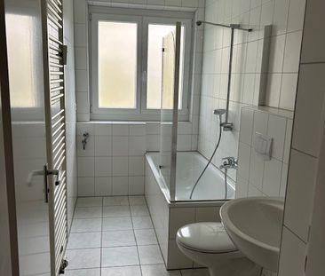 Einladende 3-Zimmer Wohnung mit Balkon! - OHNE Stellplatz - Photo 4