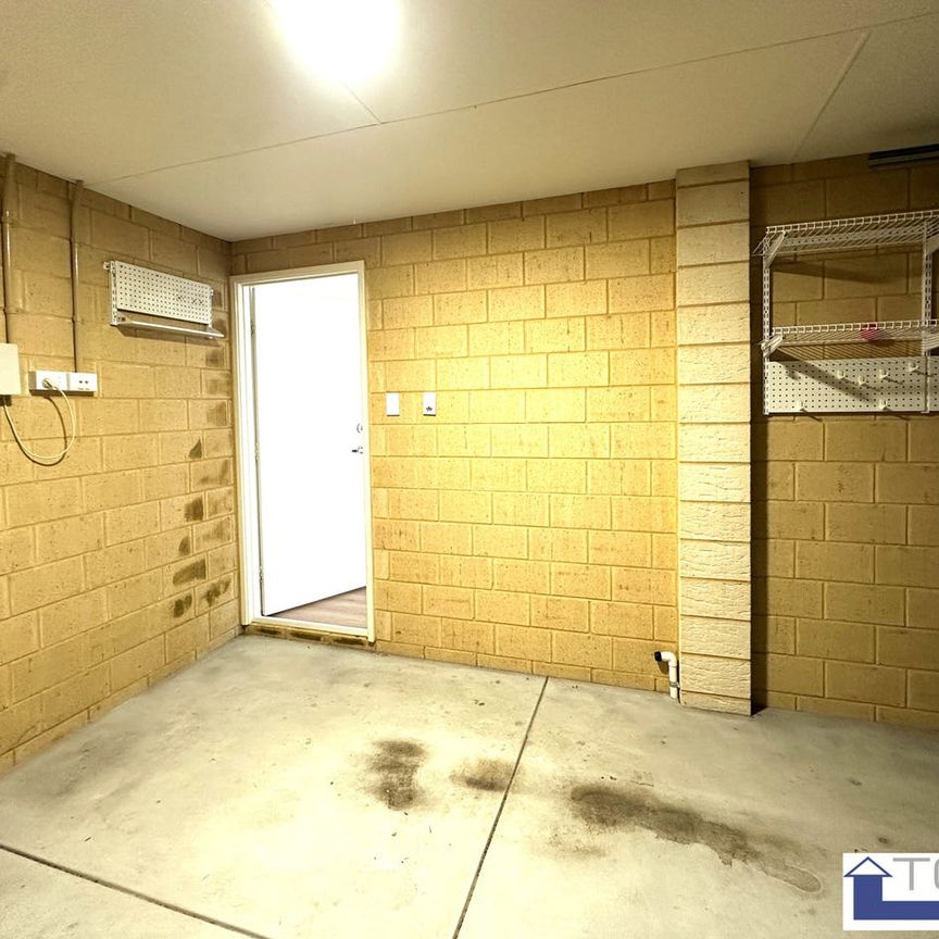 Modern house - Photo 1