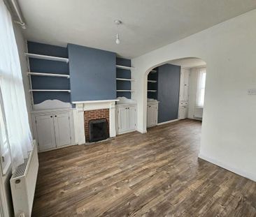 2 bedroom cottage to rent - Photo 1