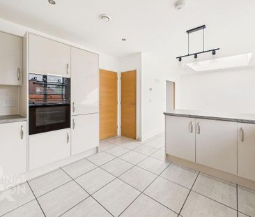 5 bedroom detached house to rent - Photo 5