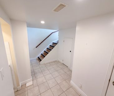 For Lease - 338 Demaine Crescent, Richmond Hill, Ontario - Photo 4