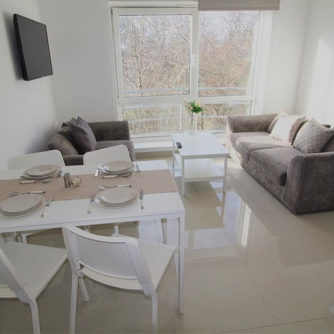 1 bedroom in a house share to rent - Photo 1