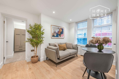 1 bedroom flat to rent - Photo 2