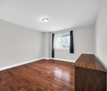 For Lease - 1896 Featherston Drive Unit# A, Alta Vista and Area, On... - Photo 6