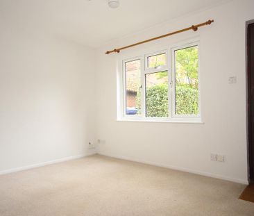 1 bedroom terraced house to rent - Photo 2