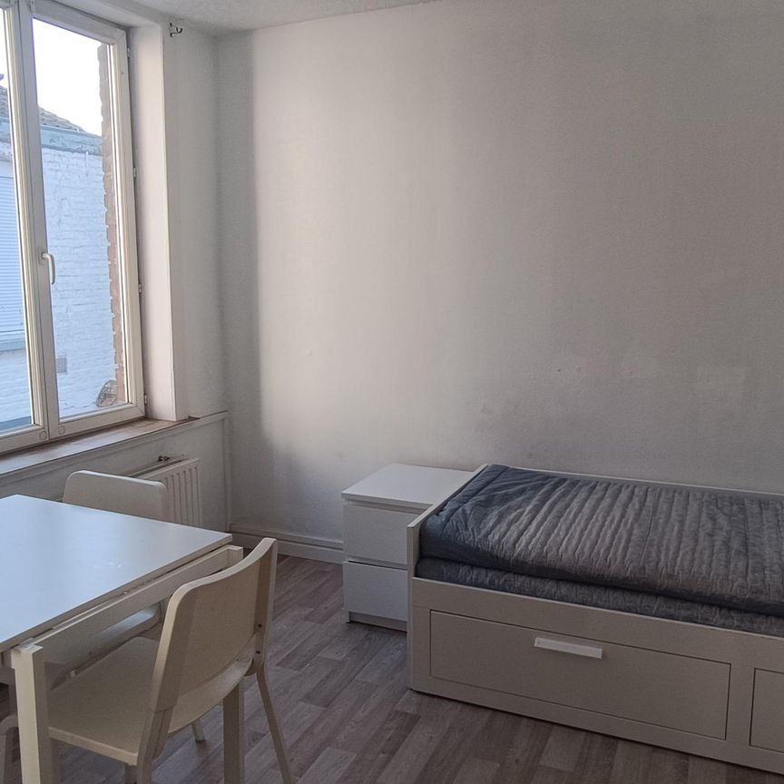 Location Appartement 1 pièce 21m² - Photo 1