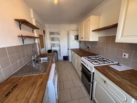 Shannon House, City Centre - P2190 - Photo 2