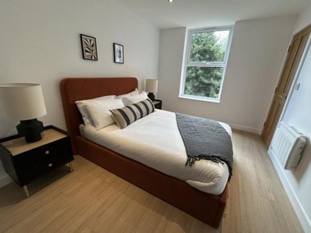 2 bedroom flat to rent - Photo 4