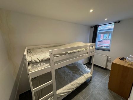 Appartement te huur - Foto 2