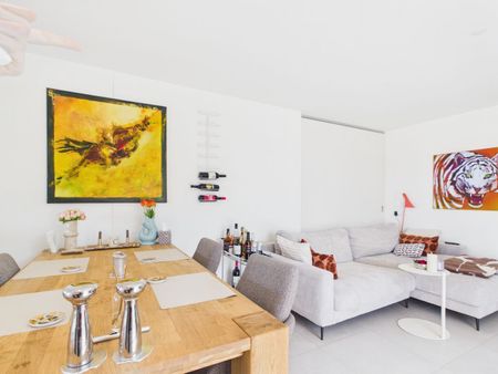 Light-flooded 3.5 room penthouse apartment with huge terrace, centrally located in Lucerne - Photo 2