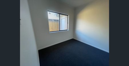 4 bedroom beautifully designed home - Photo 5