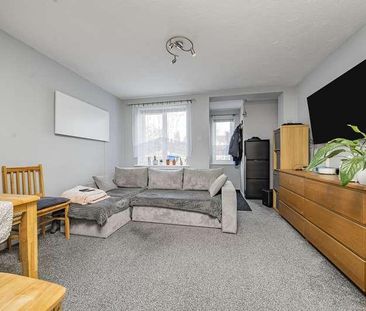 Penn Road, Datchet, SL3 - Photo 2