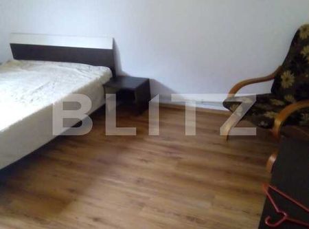 Apartament 3 camere pe 2 niveluri, 65 mp, parcare, A.C., imobil nou, zona strazii Campina - Photo 3