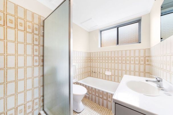 Ideal location in the heart of Chatswood - Photo 1
