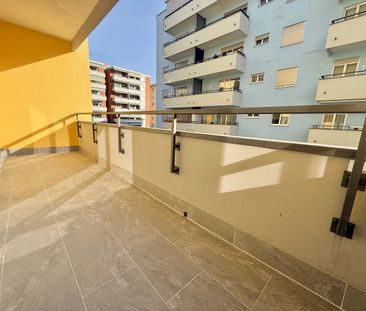 3.5 locali ristrutturato con piscina condominiale a Lugano - Foto 6