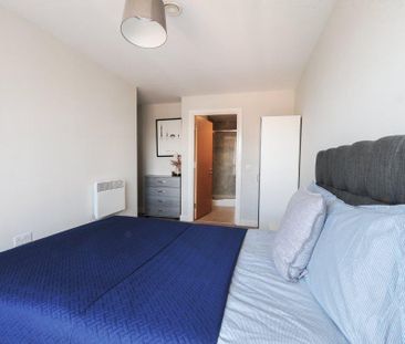 3 bedroom apartment to rent - Photo 6