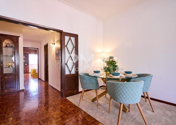 Apartamento T4 em Lisboa