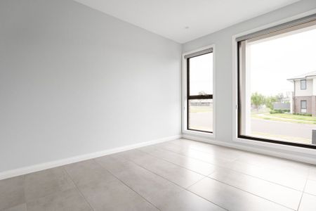 4 Bedroom Family Home - Photo 3