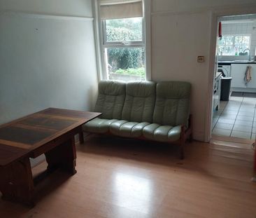 Room in a Shared House, Winslade Road, SW2 - Photo 2
