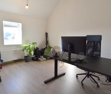 Stadswoning met 2/3 slaapkamers en zonnige stadstuin in Kortrijk - Foto 3
