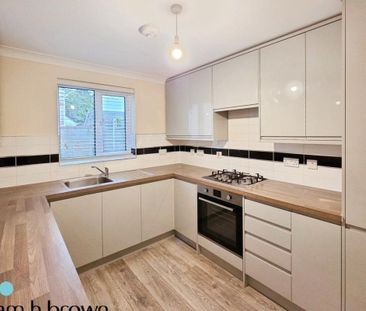 Poplar Close, South Ockendon - Photo 4