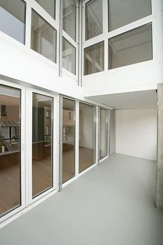 4.5 Zimmer, 190 m², 4. Stock - Photo 4