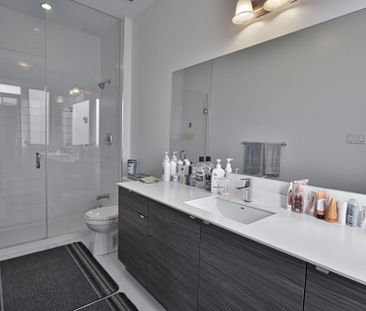 For Lease - 214 Wheat Boom Drive, Oakville, Ontario - Photo 6