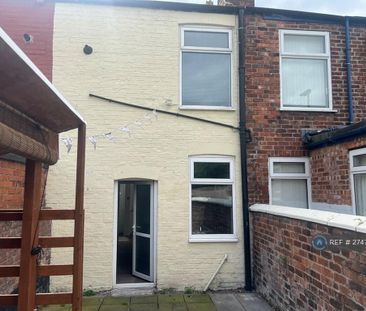 2 bedroom terraced house to rent - Photo 2