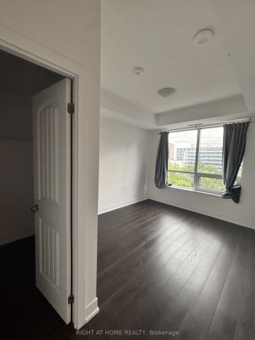 7 Kenaston Gardens #504 - Photo 3