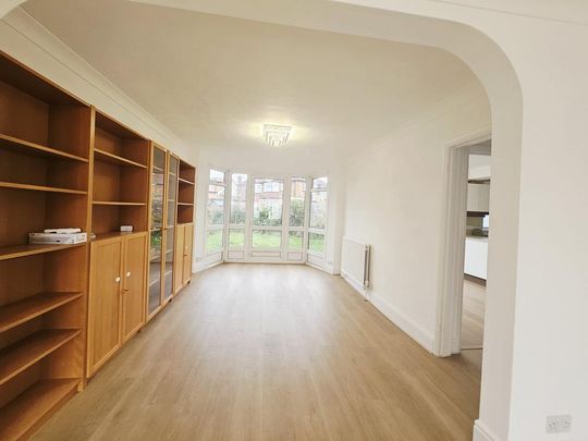 4 bedroom detached house to rent - Photo 1