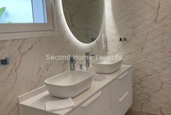 Completely renovated bungalow with stunning sea views