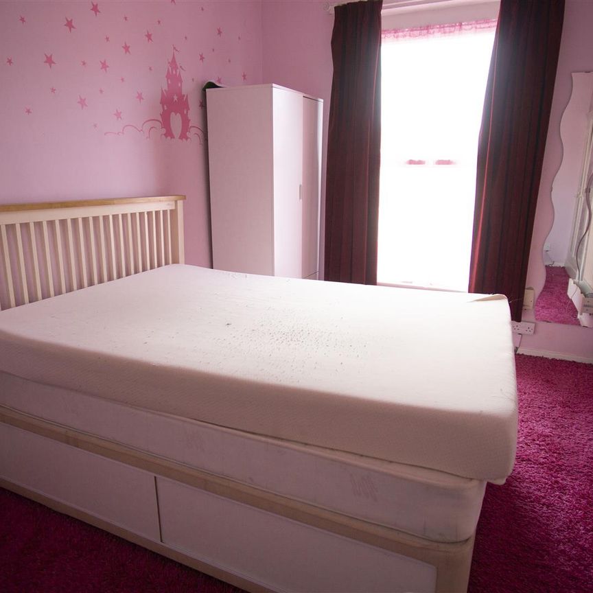 2 Bed House to Let on James Street, Preston - Photo 1