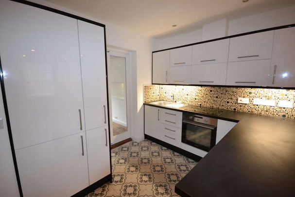 2 bedroom house to rent - Photo 1