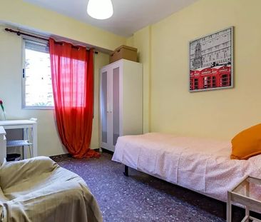 Carrer del Doctor Manuel Candela, Valencia, Valencian Community 46021 - Photo 2