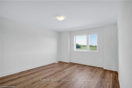 For Lease - 1595 Capri Crescent Unit# 26, London North, Ontario - Photo 4