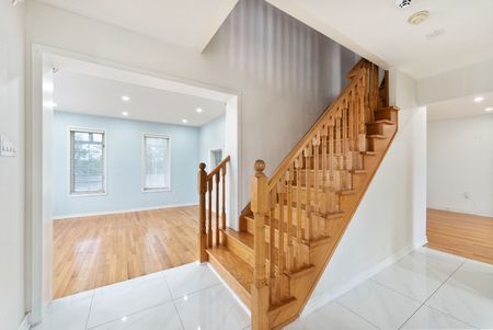 For Lease - 2 Stokes Drive Unit# Main, Ajax, Ontario - Photo 3