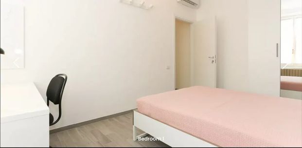 Piazza Firenze, Milan, Lombardy 20149 - Photo 1