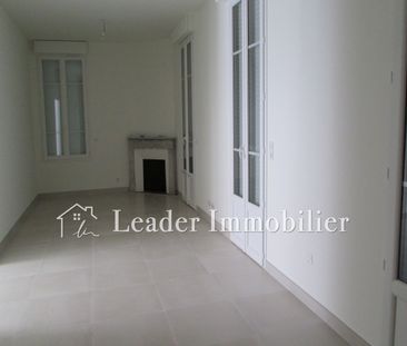 Location Appartement 4 pièces 82m² ANTIBES 06600 - Photo 2